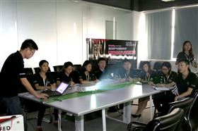 強化服務意識，提升商務能力33