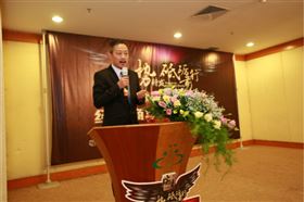 2016廣東瑞馬壁掛爐全國(guó)經(jīng)銷(xiāo)商總結(jié)會(huì)議圓滿結(jié)束