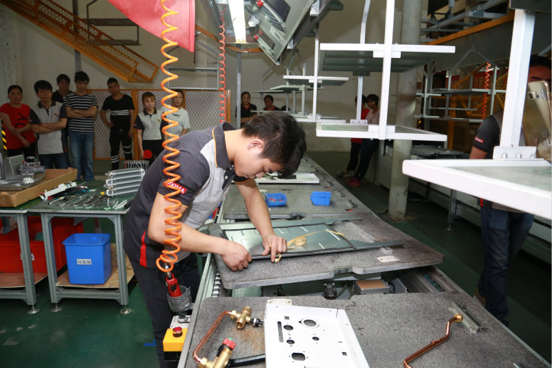 瑞馬壁掛爐廠家品質如何?今天小馬哥帶您走近了解! 瑞馬壁掛爐廠家品質如何?今天小馬哥帶您走近了解!