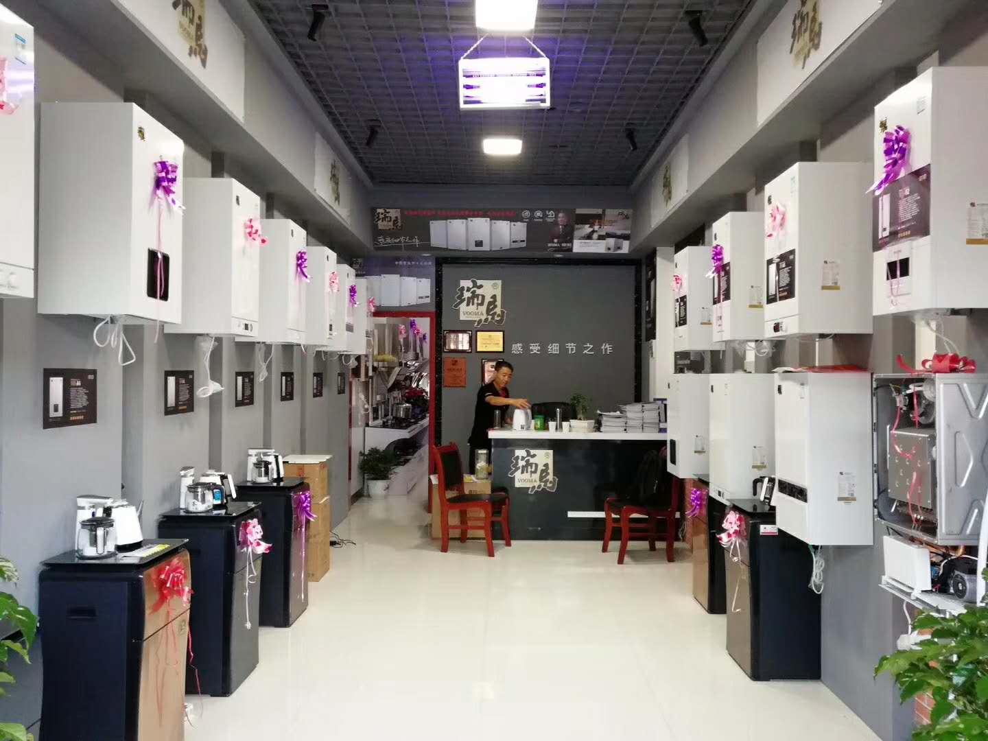 福音來(lái)了！甘肅平?jīng)鋈瘃R壁掛爐旗艦店盛大開(kāi)業(yè)！